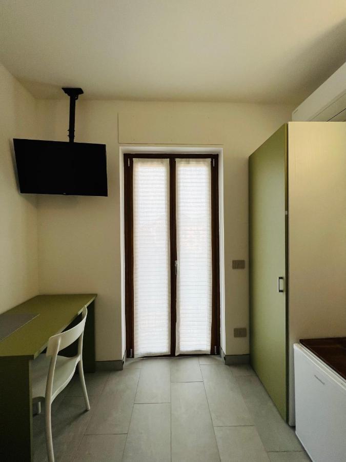 ホテル La Ringhiera ノヴァーラ エクステリア 写真